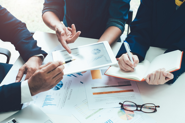 Users reviewing ExactEstate reports